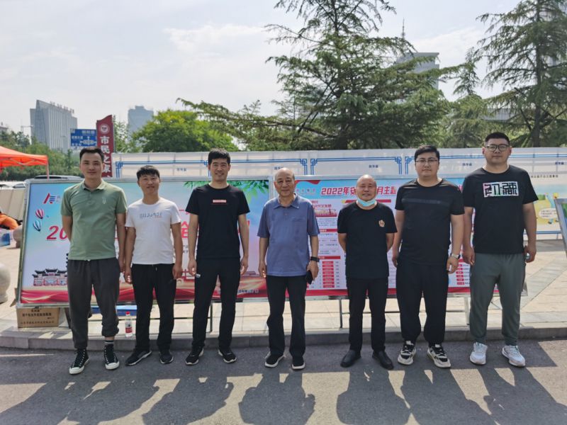 遵守安全生產(chǎn)法 當(dāng)好第一責(zé)任人|集團公司積極參加安陽市“安全宣傳咨詢?nèi)铡被顒樱?>
                                                                    </div>
                                <div   id=